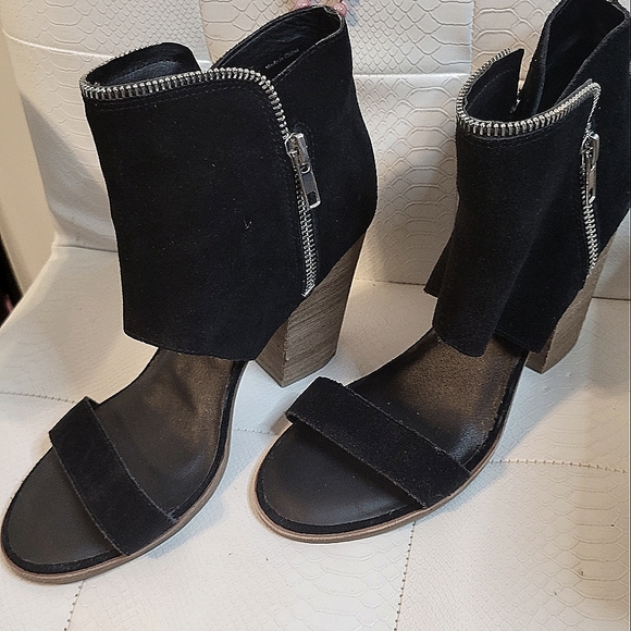 STYLISH OPEN TOE BLOCK HEEL SUEDE BOOTIE ZIPPER ACCENTS GREAT CONDITION - Picture 3 of 12